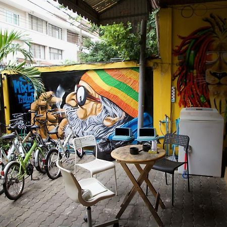 Ideer Hostel Bangkok Esterno foto