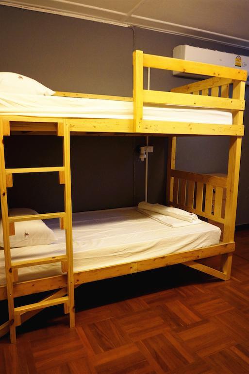 Ideer Hostel Bangkok Esterno foto